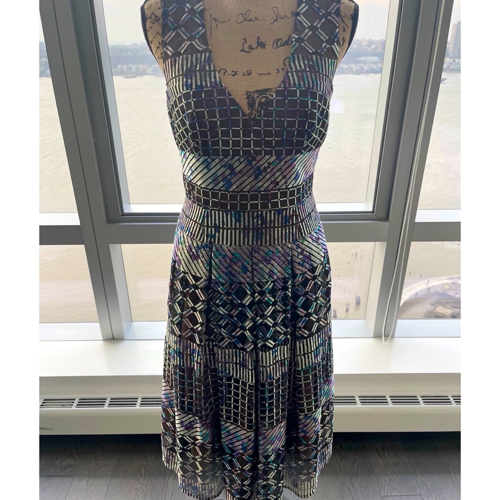 Black multi BCBG MaxAzria metallic dress Size 6